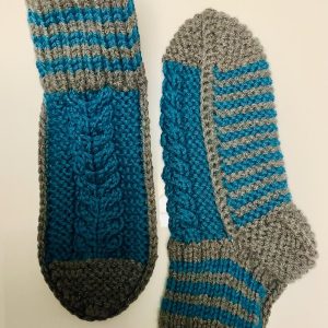 Chic big two-tone socks for women and men. One size 40-43