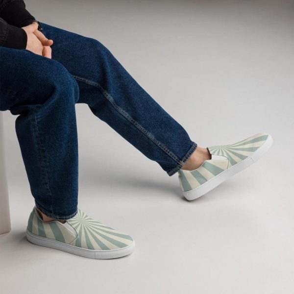 Casual slip-on shoes for men Breathable slip-on sneakers for men Men’s comfortable walking slip-ons Eco-friendly men’s slip-on shoes