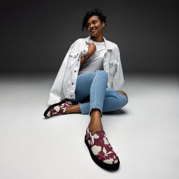 Women’s slip-on canvas shoes high quality, comfortable and excellent canvas shoes for walking, canvas shoes for gifts