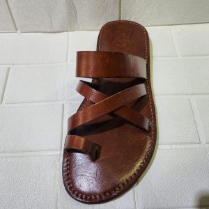 Men’s Handmade Moroccan Leather Sandals – Brown Criss-Cross Strappy Design – Traditional Flat Shoes – Durable & Comfortable Summer Sandals