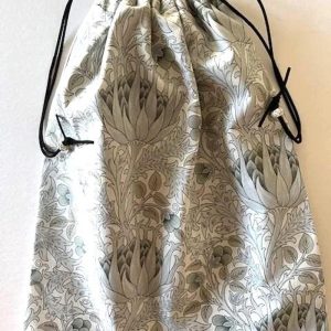William Morris Fabric Shoe Bag 12 x15 Inches Lined Lingerie Gift Storage Utility   ARTICHOKE